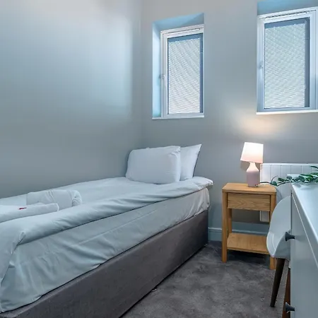 High Street Hideaway, Private Entrance, Parking Apartamento Bristol