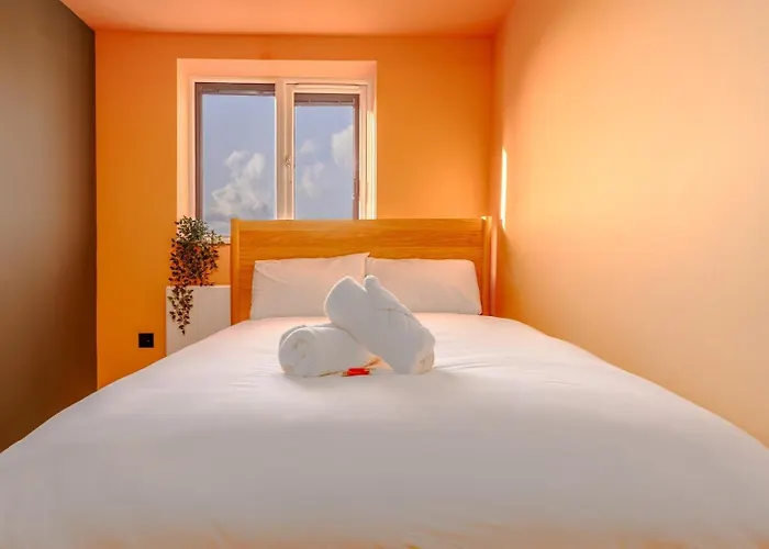 Apartamento High Street Hideaway, Private Entrance, Parking *